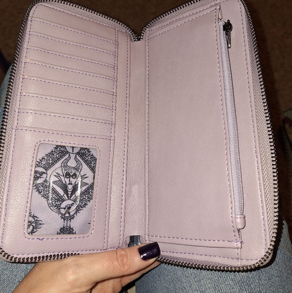 Loungefly Malificient Backpack and Wallet - Picture 12 of 16